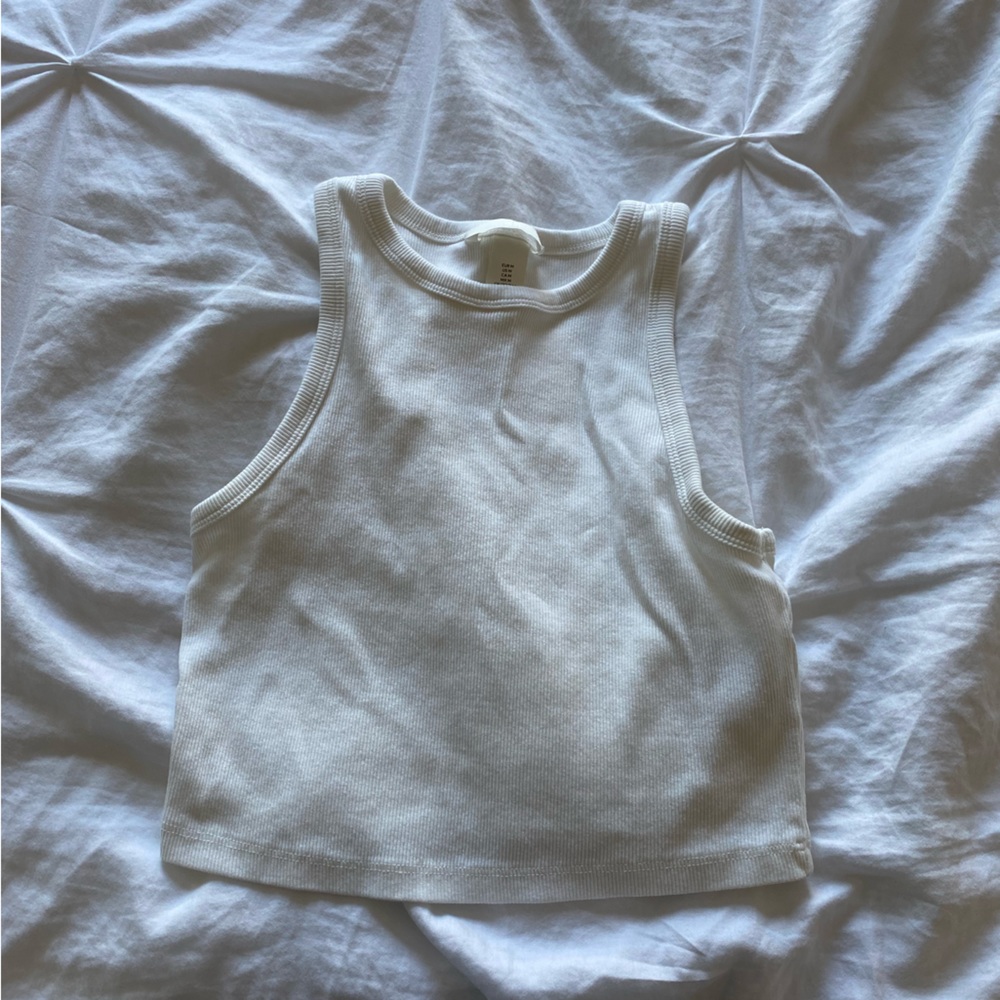 White crop top